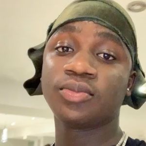 Meet your Posher, Ousmane